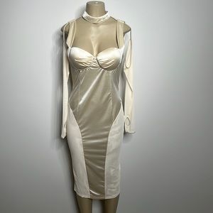 D&M medium cream bustier style gown